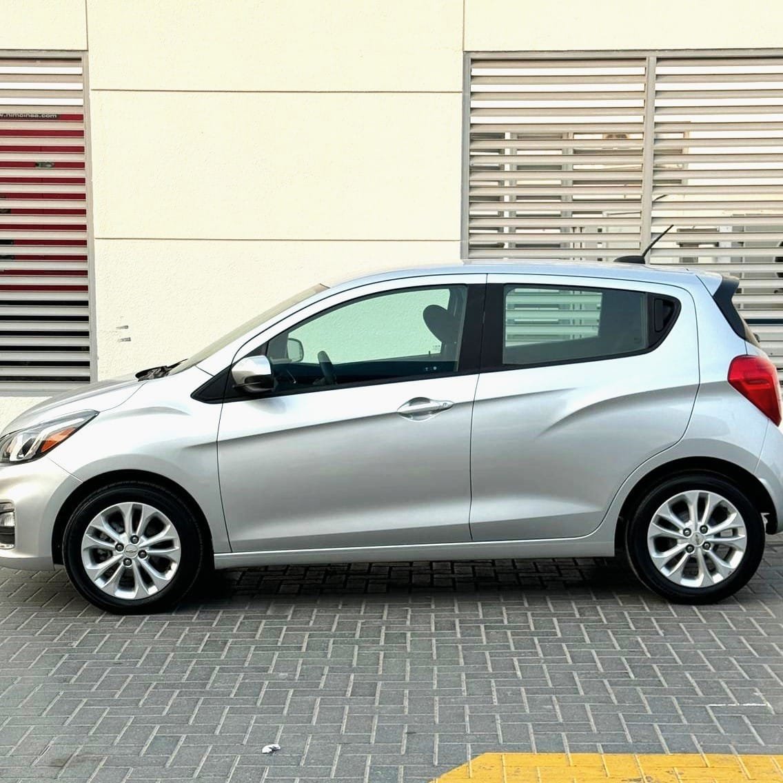 CHEVROLET_ SPARK_2021_SIDE