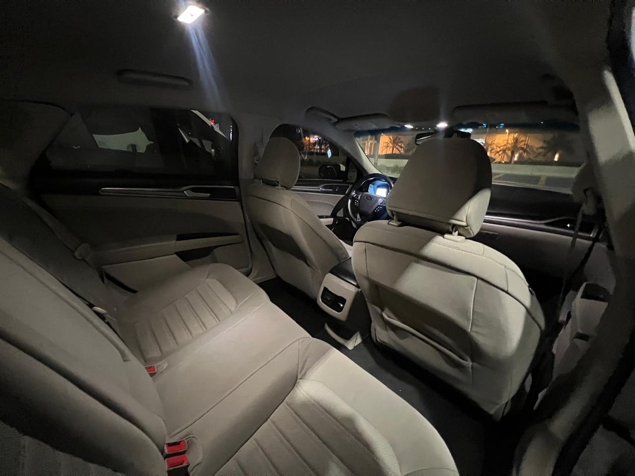 FORD_FUSION_2020_INSIDE_3