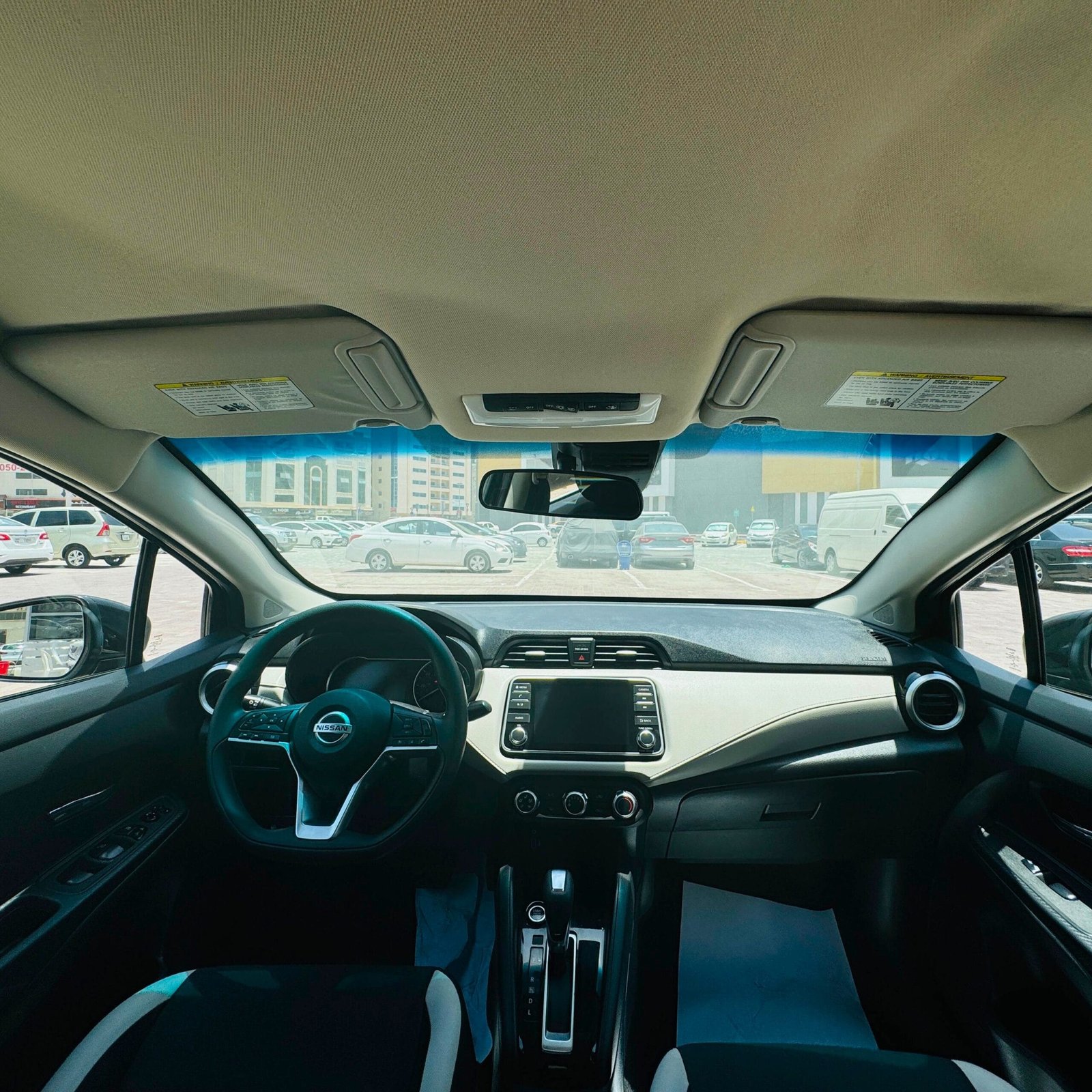 NISSAN_VERSA_2021_INSIDE_1